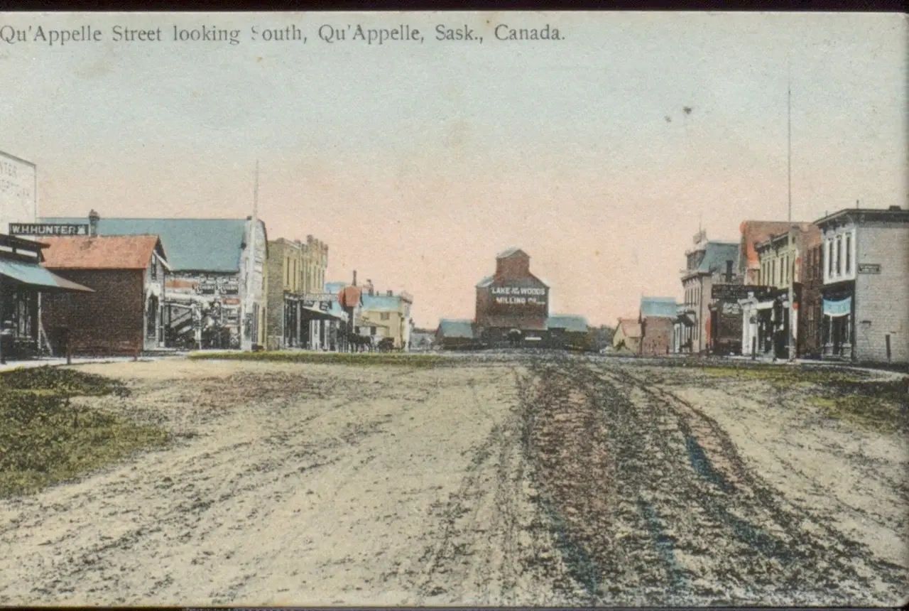 Qu'Appelle Street looking south, about 1910